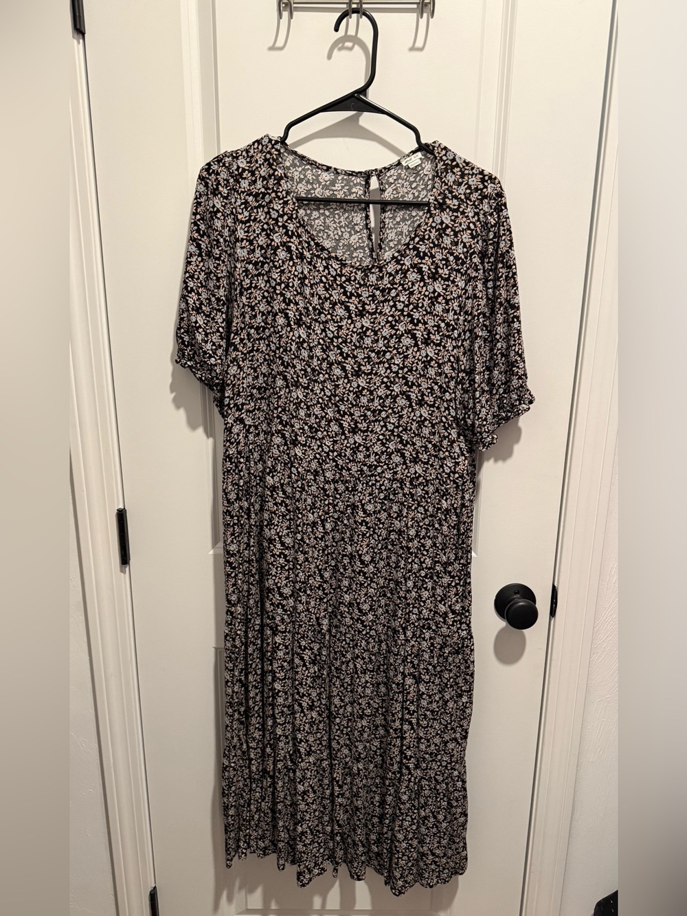 Aerie - XL Black Floral Midi Dress